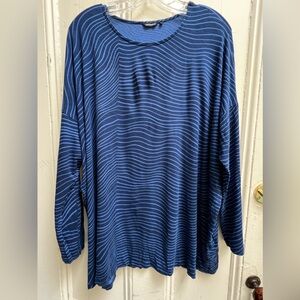 Marimekko Size 2XL 95% Viscose & 5% Elastane Jersey Shirt Made in Lithuania